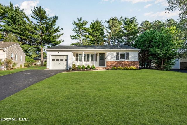 36 Cambridge Court, Toms River