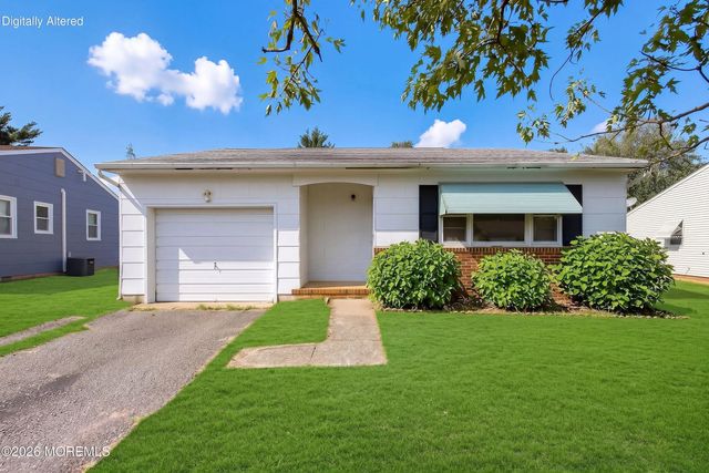 70 Brakenbury Drive, Toms River