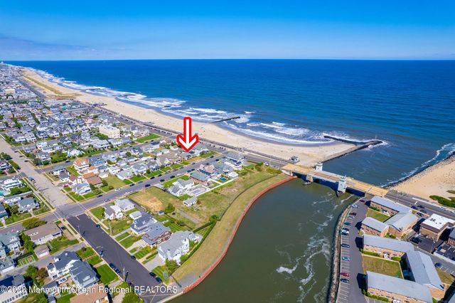 4 Washington Avenue Unit 1, Avon-by-the-sea