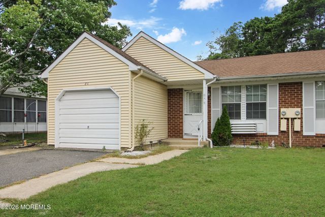 8a Quincy Drive, Whiting