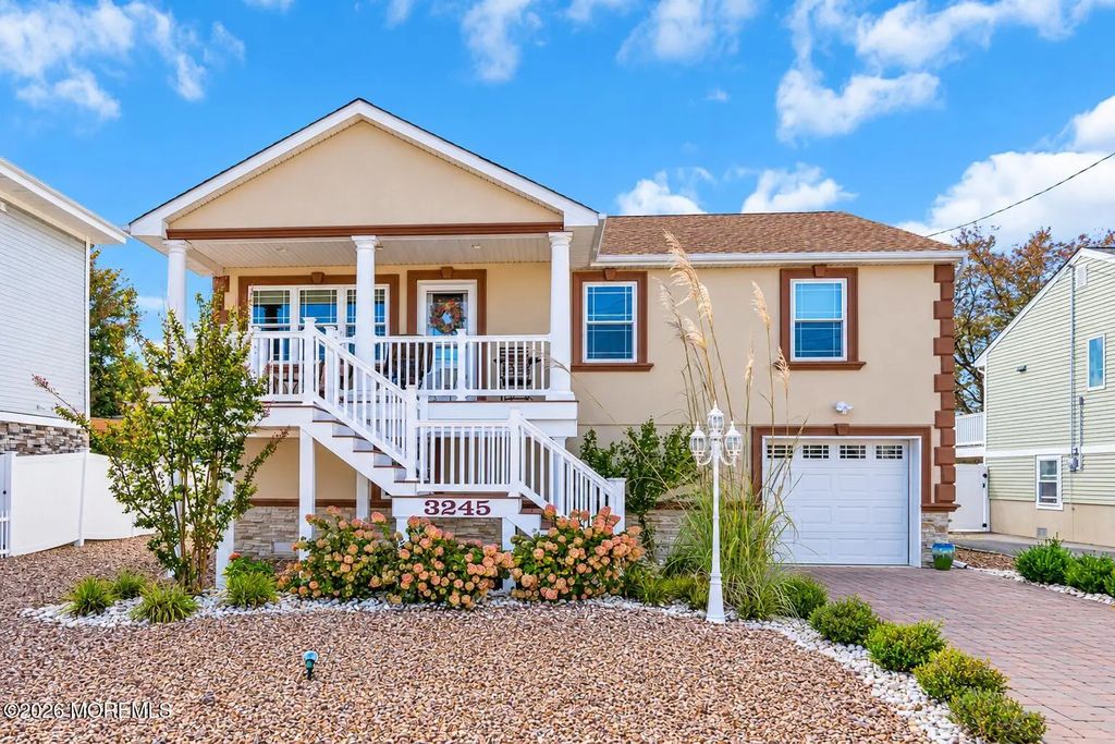 3245 Windsor Avenue, Toms River
