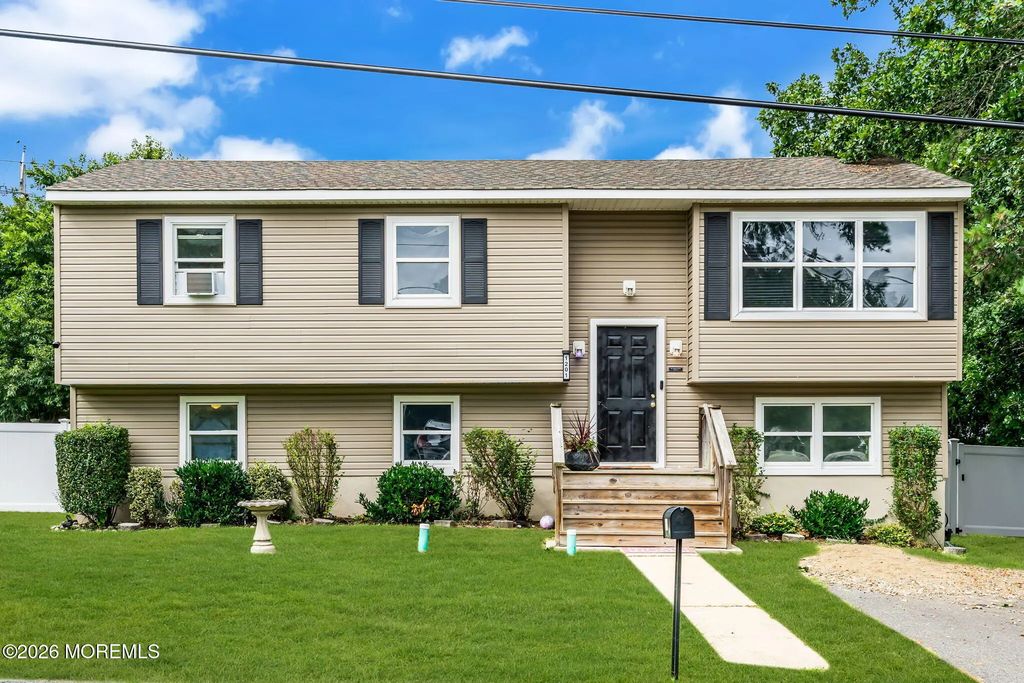 1201 Middlesex Street, Toms River