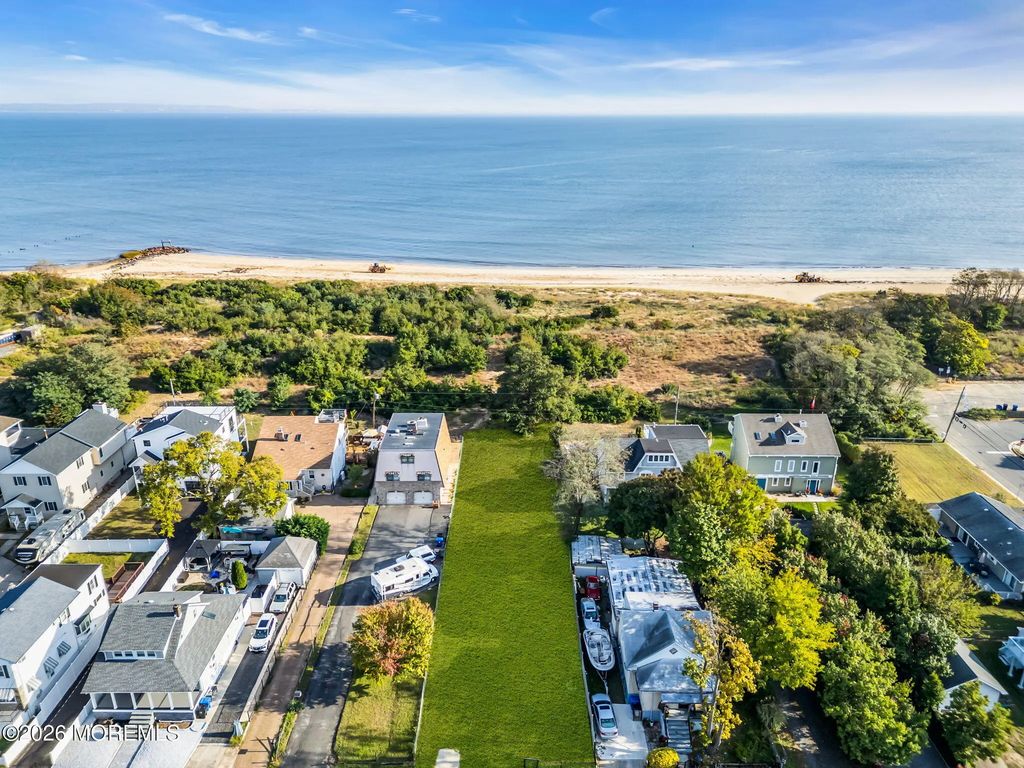 119 Seabreeze Avenue, North Middletown