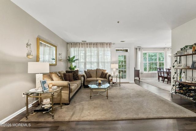 556 Saint Andrews Place, Manalapan