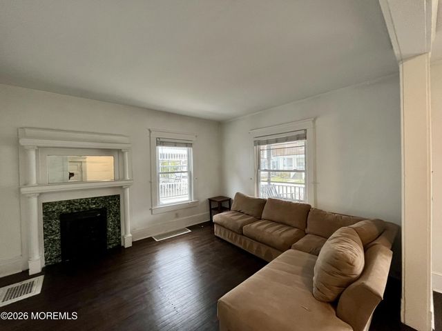 24 Waverly Place A, Red Bank