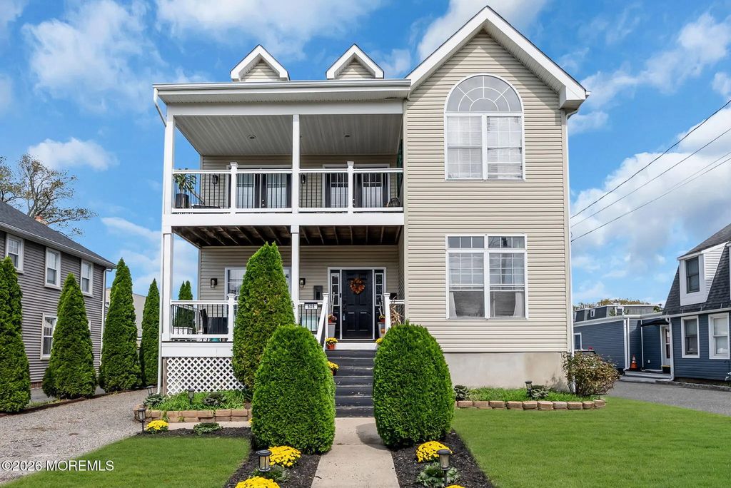 608 11th Avenue, Belmar