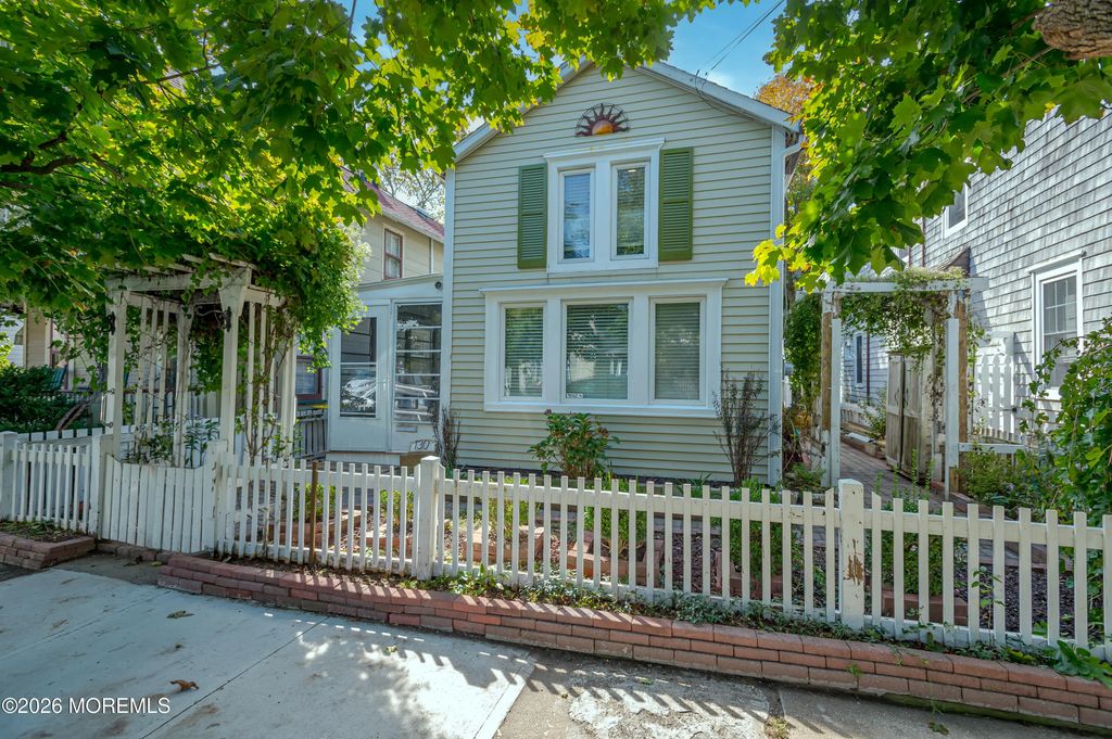 130 Heck Avenue, Ocean Grove