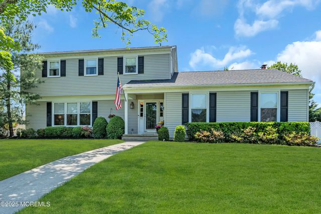 17 Acorn Drive, Middletown