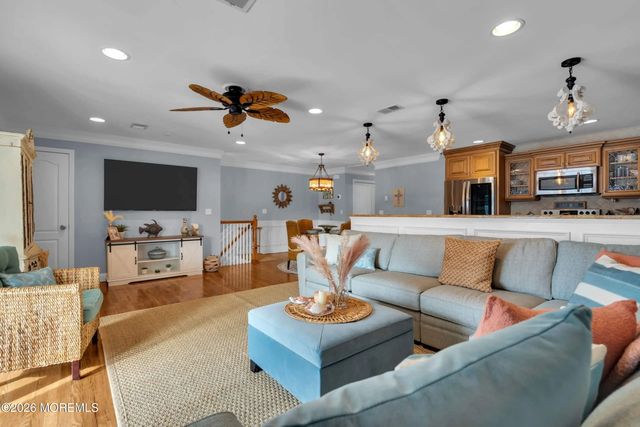 101 New Jersey Avenue 4d, Point Pleasant Beach