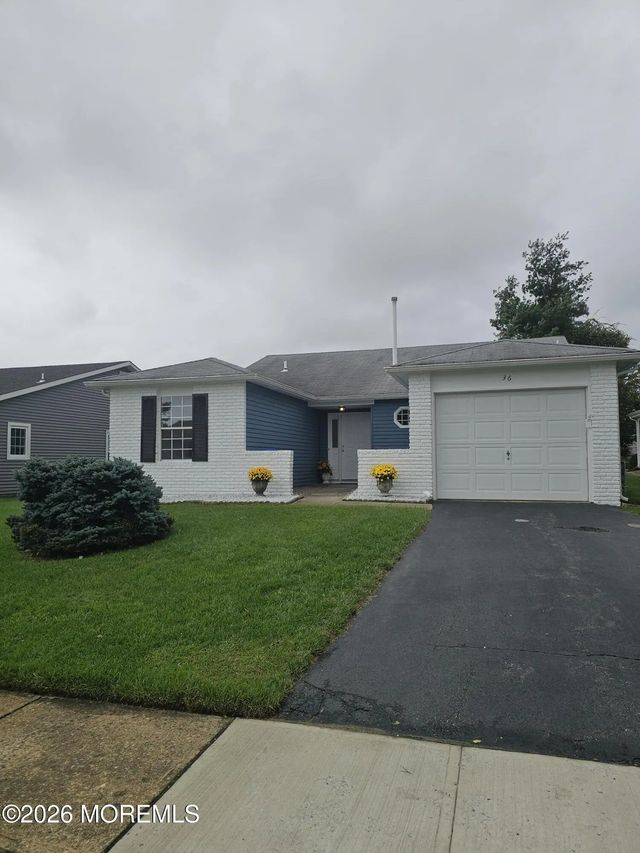 36 Everest Dr. N, Brick