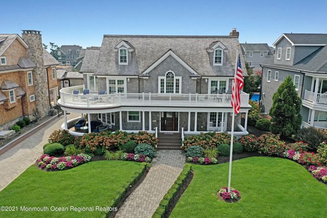 4 Brooklyn Boulevard, Sea Girt