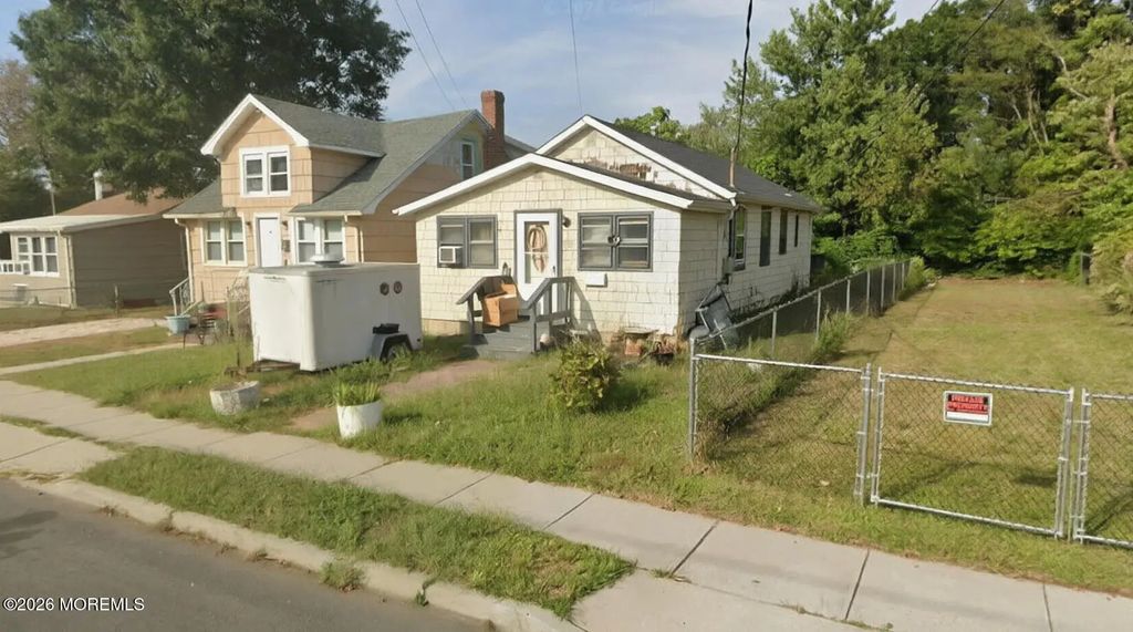 75 Shore Boulevard, Keansburg