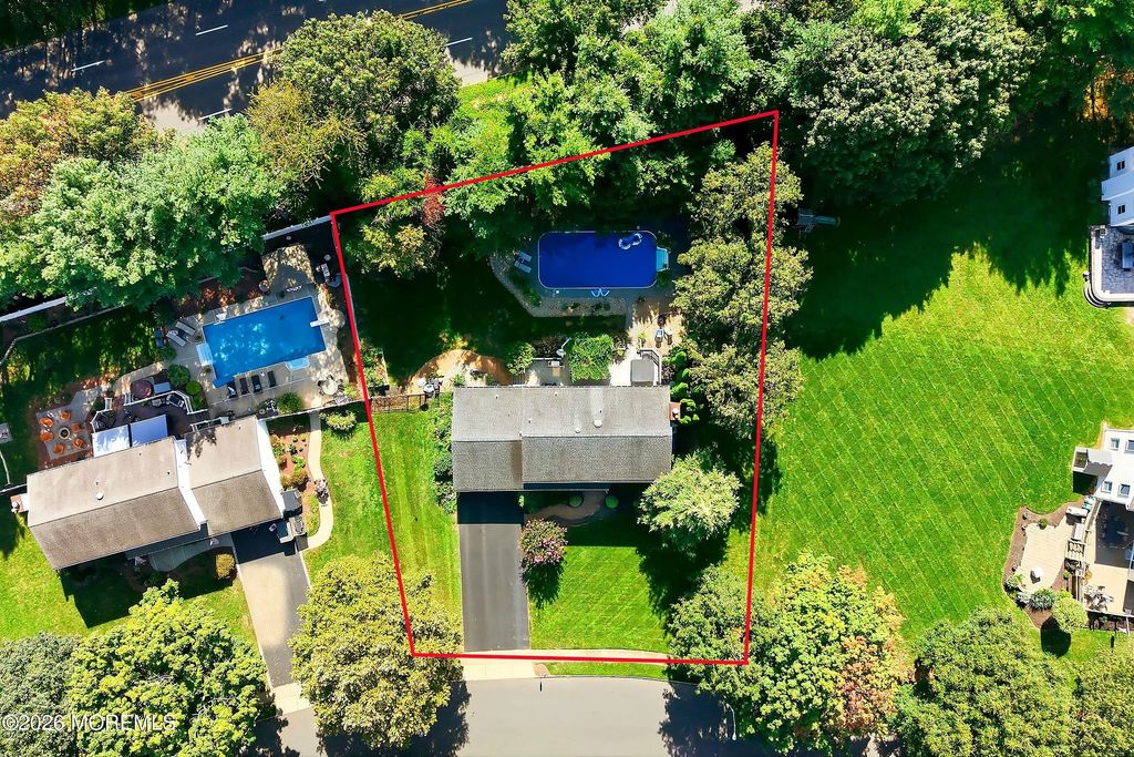 51 Tuscan Drive, Freehold