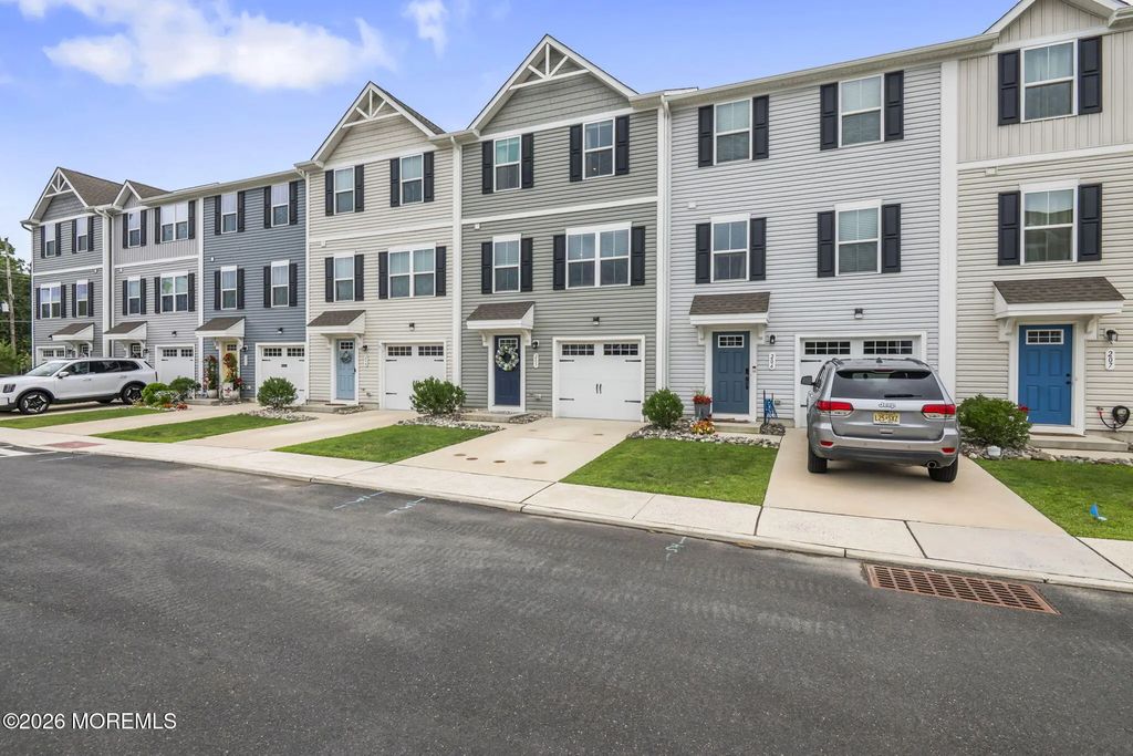 205 Cyprus Court 205, Forked River