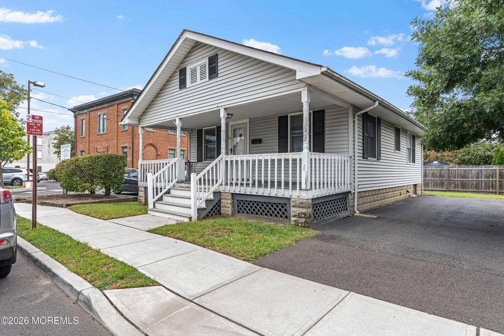75 Mechanic Street, Red Bank