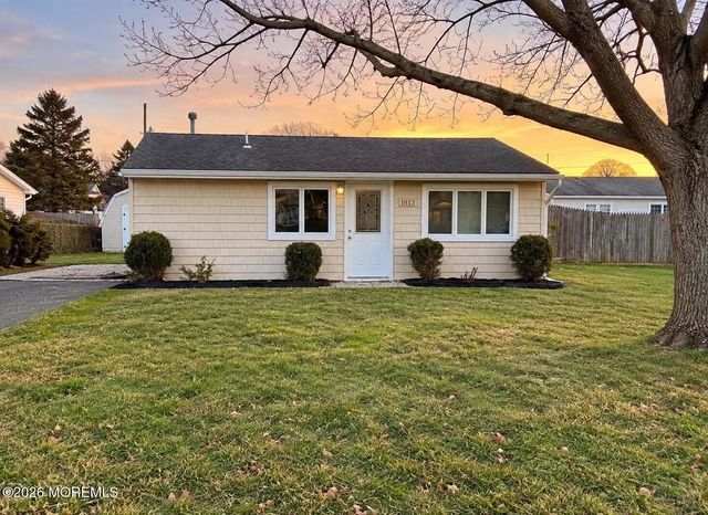 1013 Waterview Way, Forked River