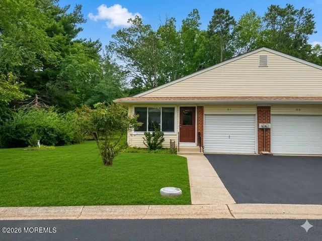 32 A Snowberry Lane A, Whiting