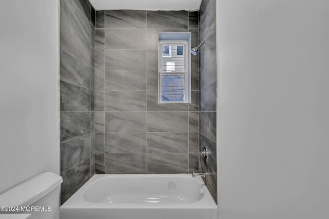 922 4th Avenue 2a, Asbury Park