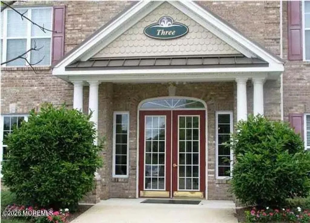 330 Sophee Lane, Lakewood