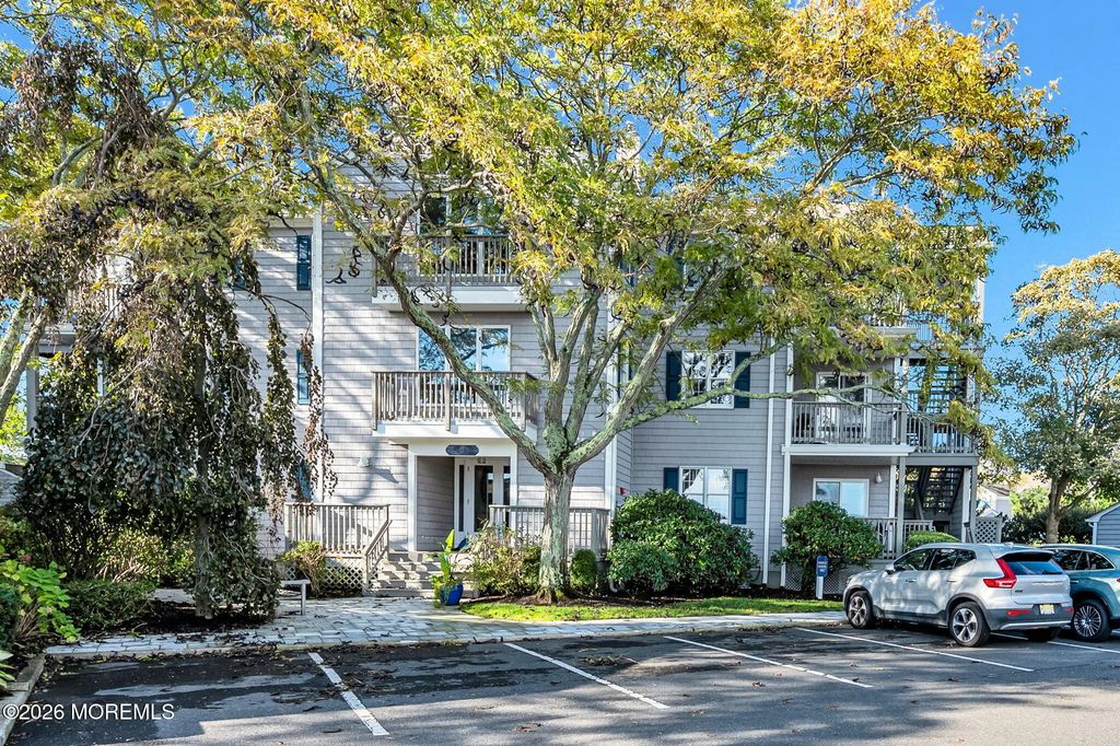 84 Bay Point Harbour, Point Pleasant