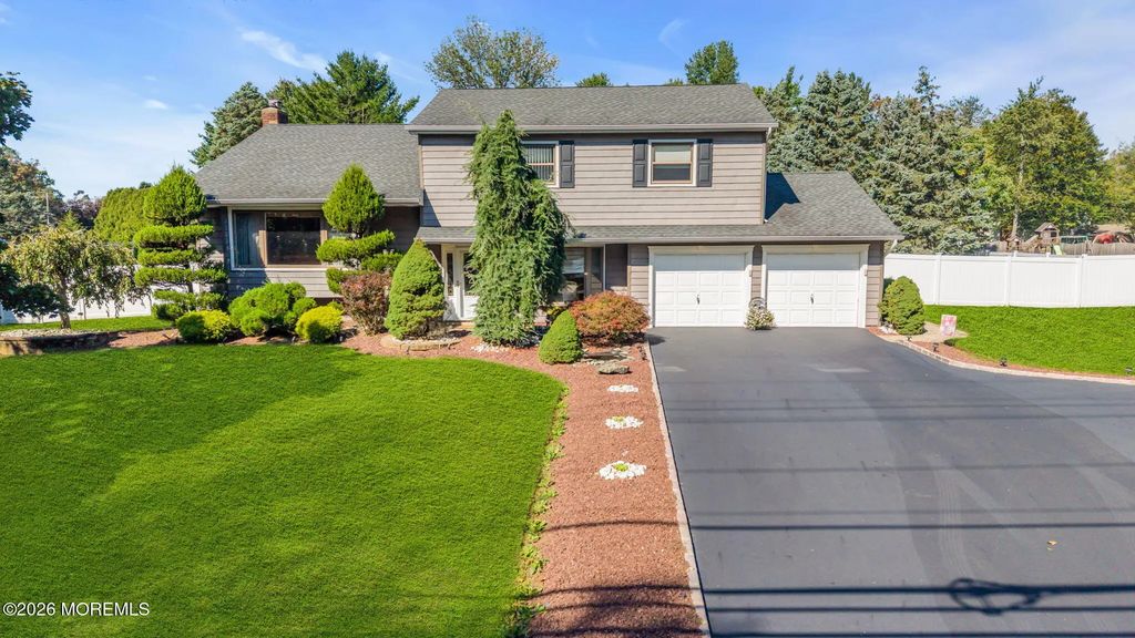 828 Waterworks Road, Freehold