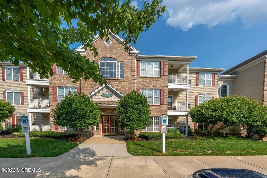 319 Sophee Lane, Lakewood