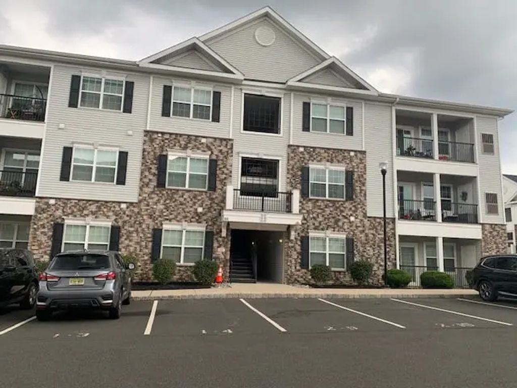 625 Marion Lane, Monroe