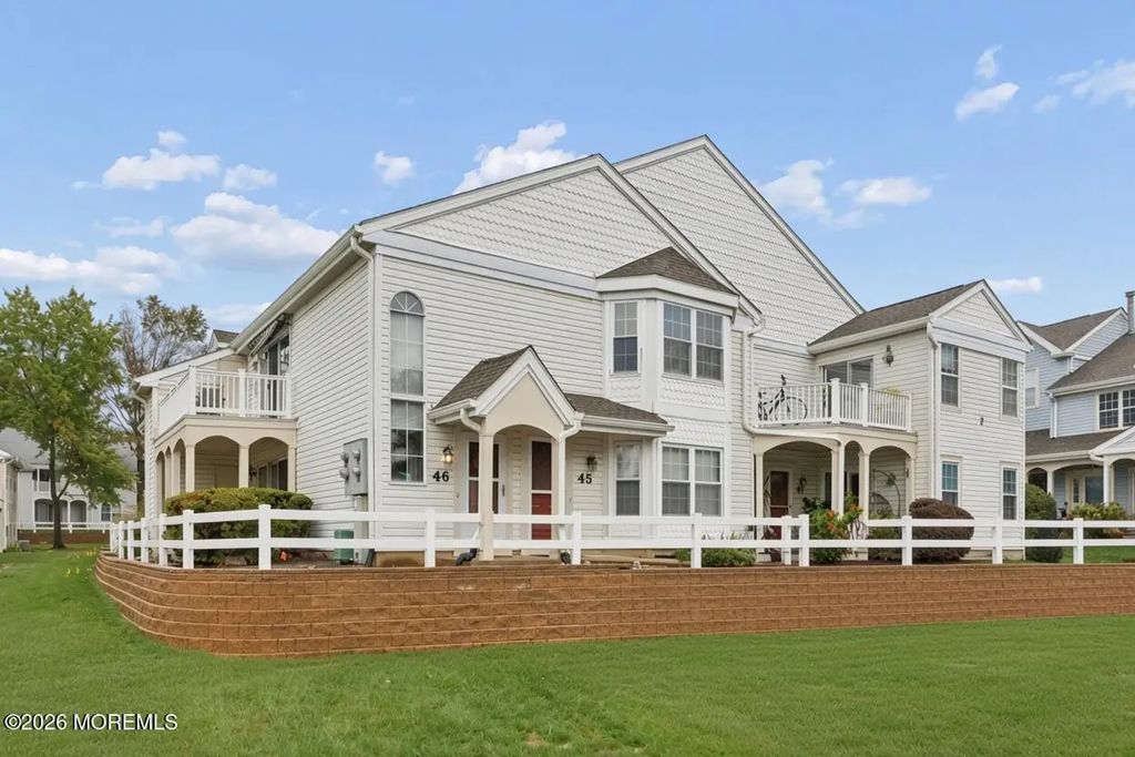 46 Tulip Lane, Freehold