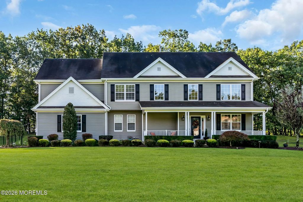 15 Greenwich Drive, Jackson