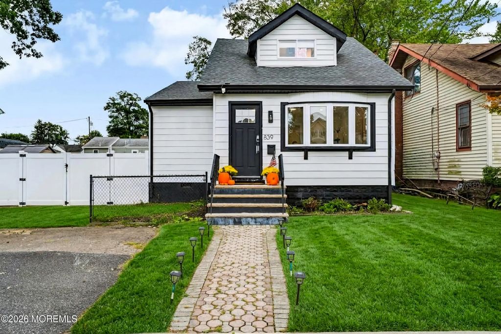 839 Brookside Avenue, Cliffwood Beach