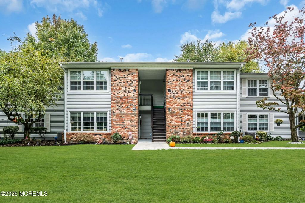 12 Snowburry Court, Red Bank