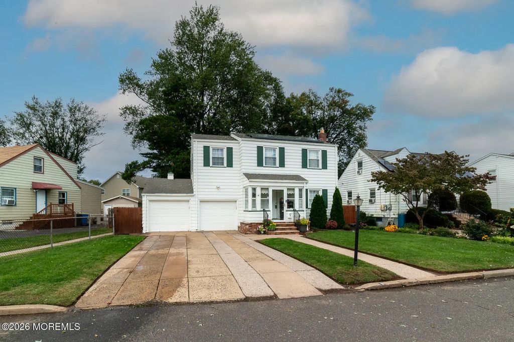 9 Mcauliffe Drive, North Brunswick
