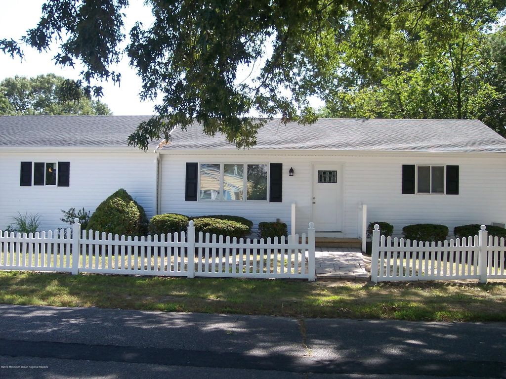 1001 Lynn Avenue, Point Pleasant