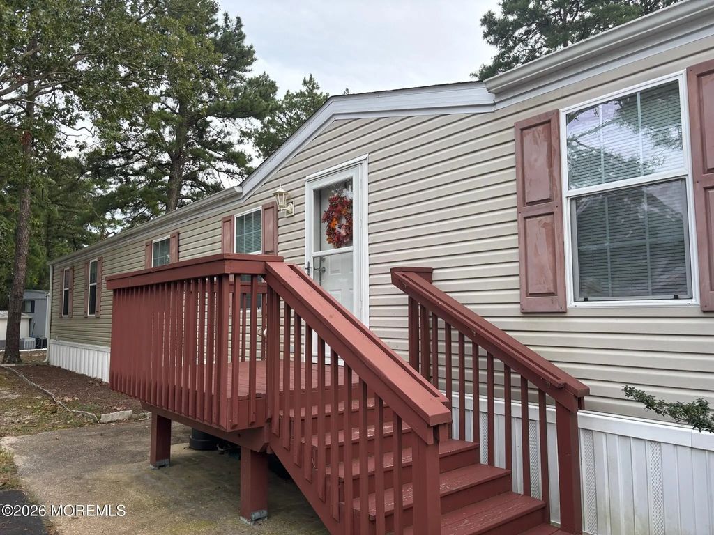 59 Beaver Avenue, Whiting