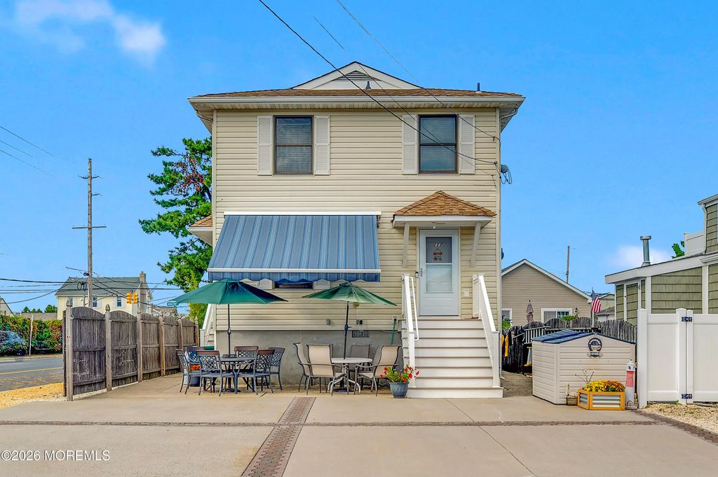 111 Princeton Avenue 2, Lavallette