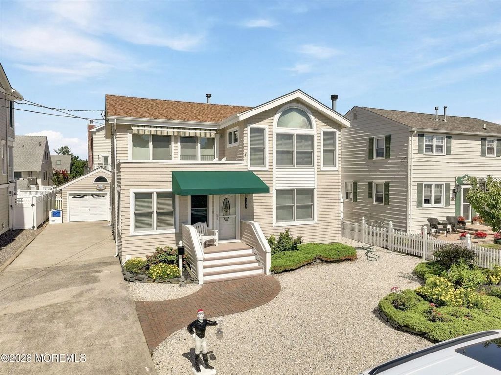 121 W New Jersey Avenue, Long Beach Twp