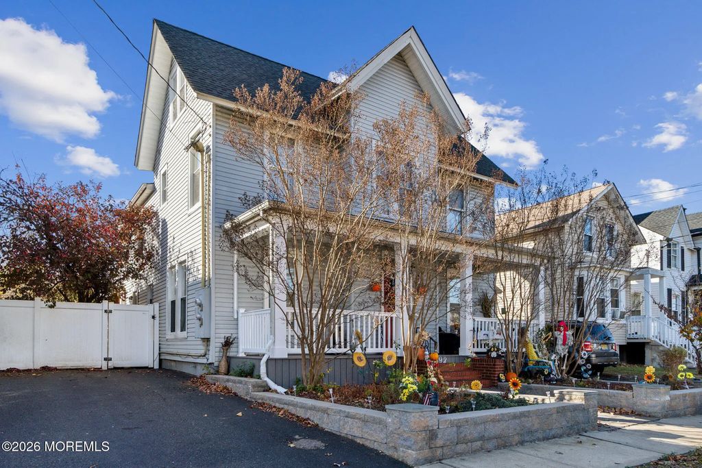 192 Broad Street 1, Keyport