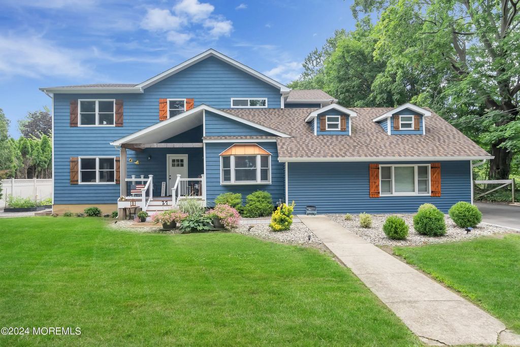 27 Brookwillow Avenue, West Long Branch