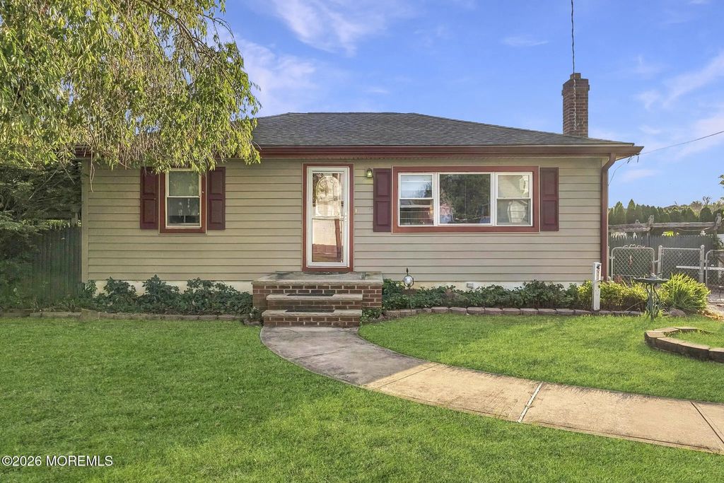 371 Sweetbriar Street, Keyport