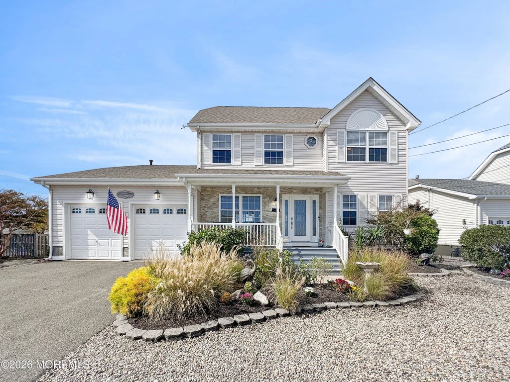 318 Bayshore Drive, Barnegat