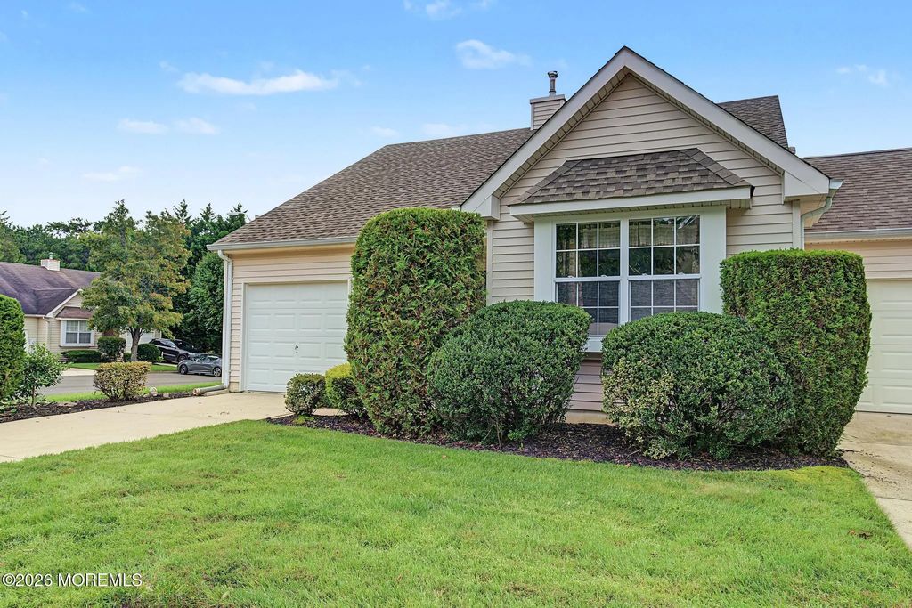 40 Pebble Beach Lane, Little Egg Harbor