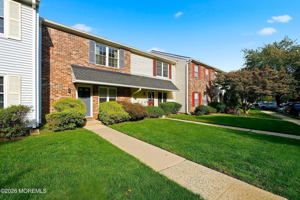 369 Mcdowell Drive 369, East Brunswick