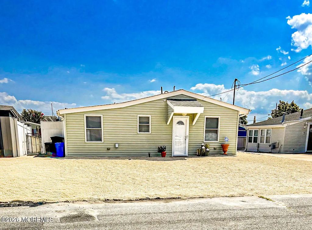 1706 Compass Drive, Forked River