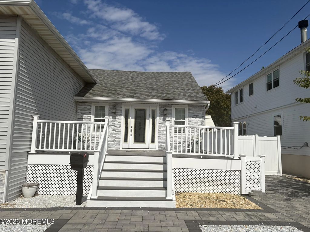 114 Sampson Avenue, Seaside Heights