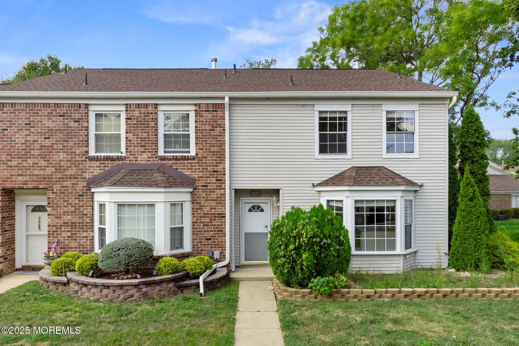 308 Pewter Court, Old Bridge