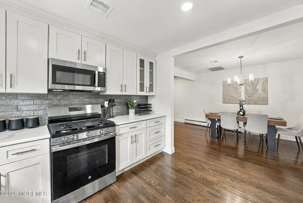 52 Santiago Court, Toms River