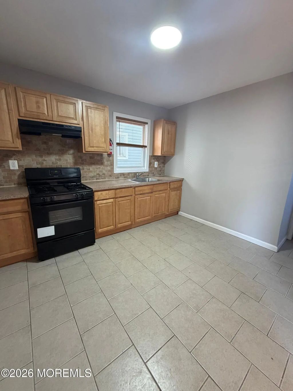76 Halstead Street 2, Newark