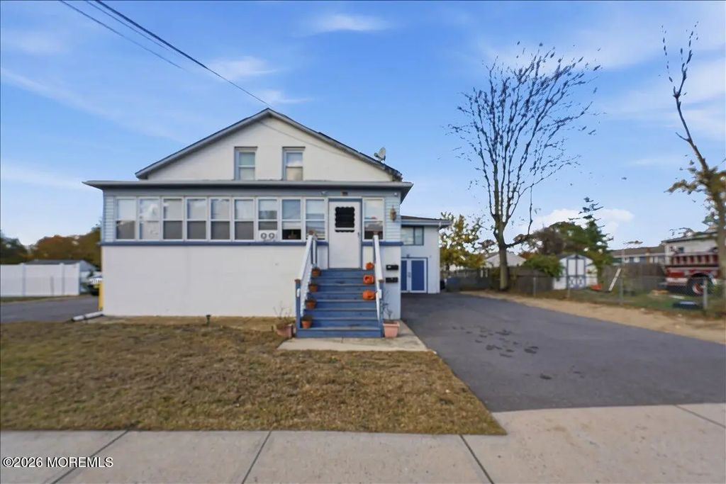 233 Broadway Unit 1, Union Beach