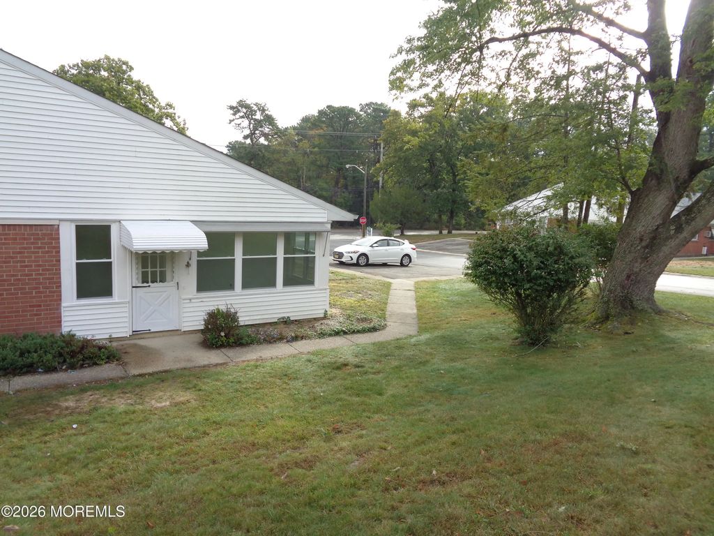 128 A Rosewood Drive, Whiting