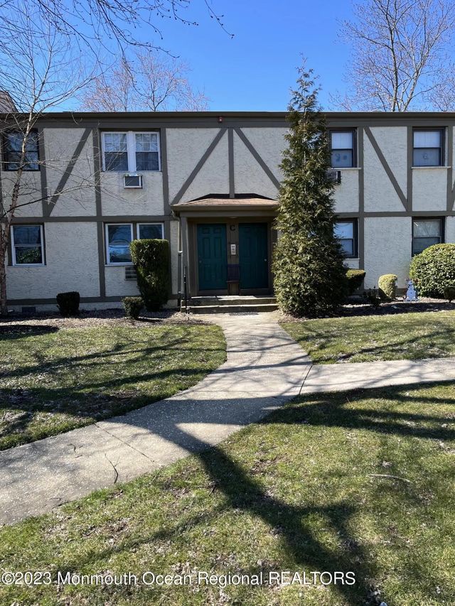 440 Cross Road C13, Matawan